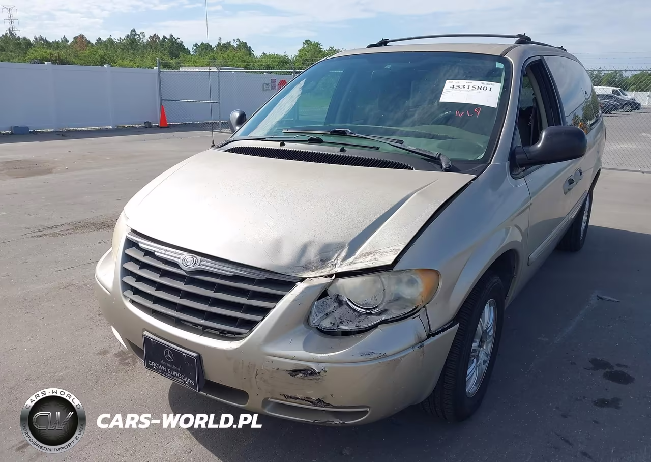 2005 Chrysler Town & Country Touring VIN:2C4GP54L55R190998 - 6