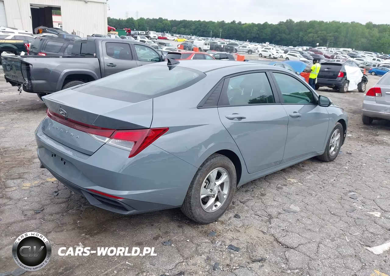 2022 Hyundai Elantra Se VIN:KMHLL4AG2NU345193 - 4