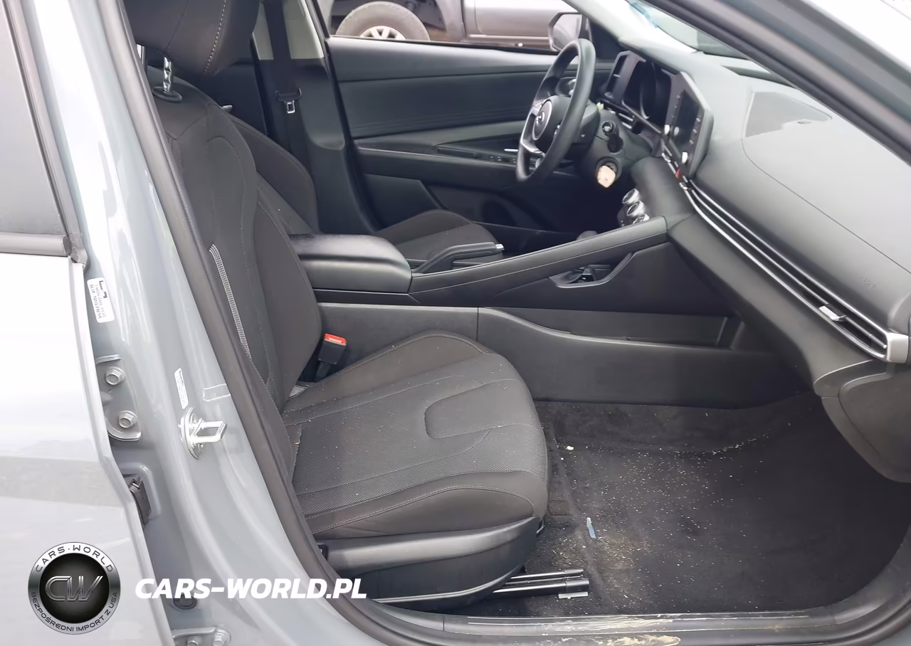 2022 Hyundai Elantra Se VIN:KMHLL4AG2NU345193 - 5