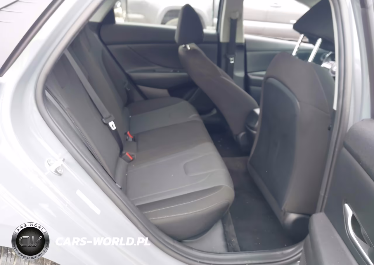 2022 Hyundai Elantra Se VIN:KMHLL4AG2NU345193 - 8