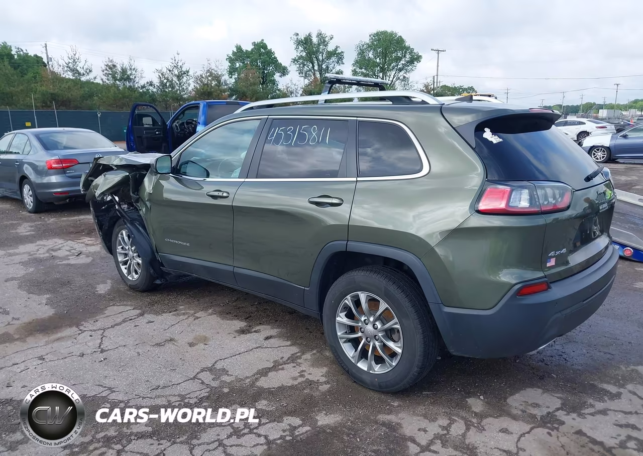 2019 Jeep Cherokee Latitude Plus 4X4 VIN:1C4PJMLX0KD323603 - 3