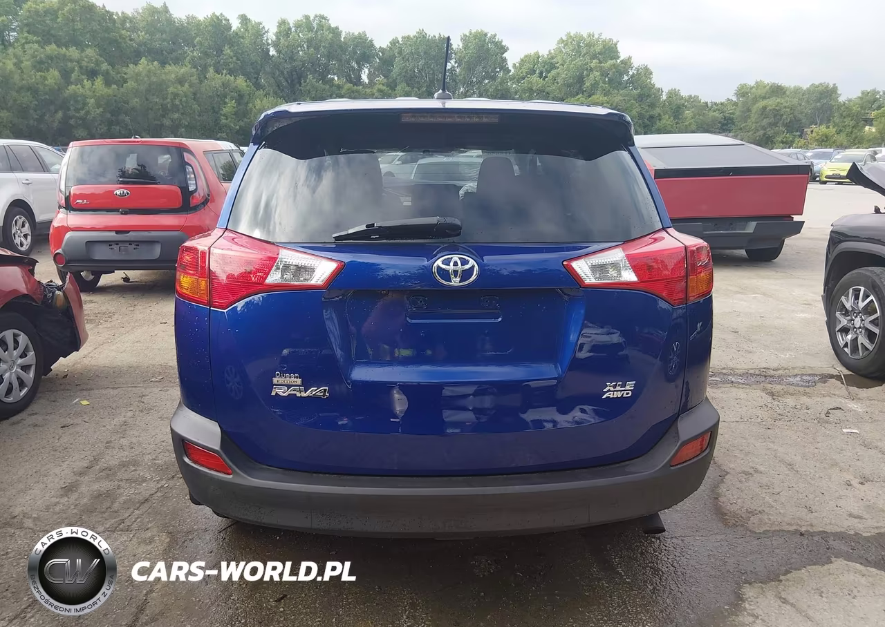 2015 Toyota Rav4 Xle VIN:2T3RFREV3FW237004 - 17