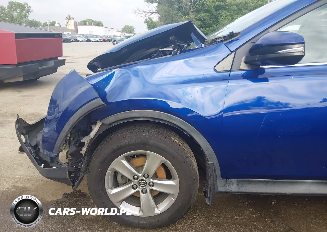 2015 Toyota Rav4 Xle VIN:2T3RFREV3FW237004 - 18