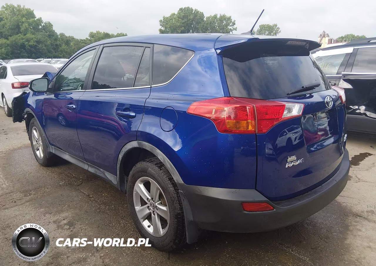 2015 Toyota Rav4 Xle VIN:2T3RFREV3FW237004 - 3