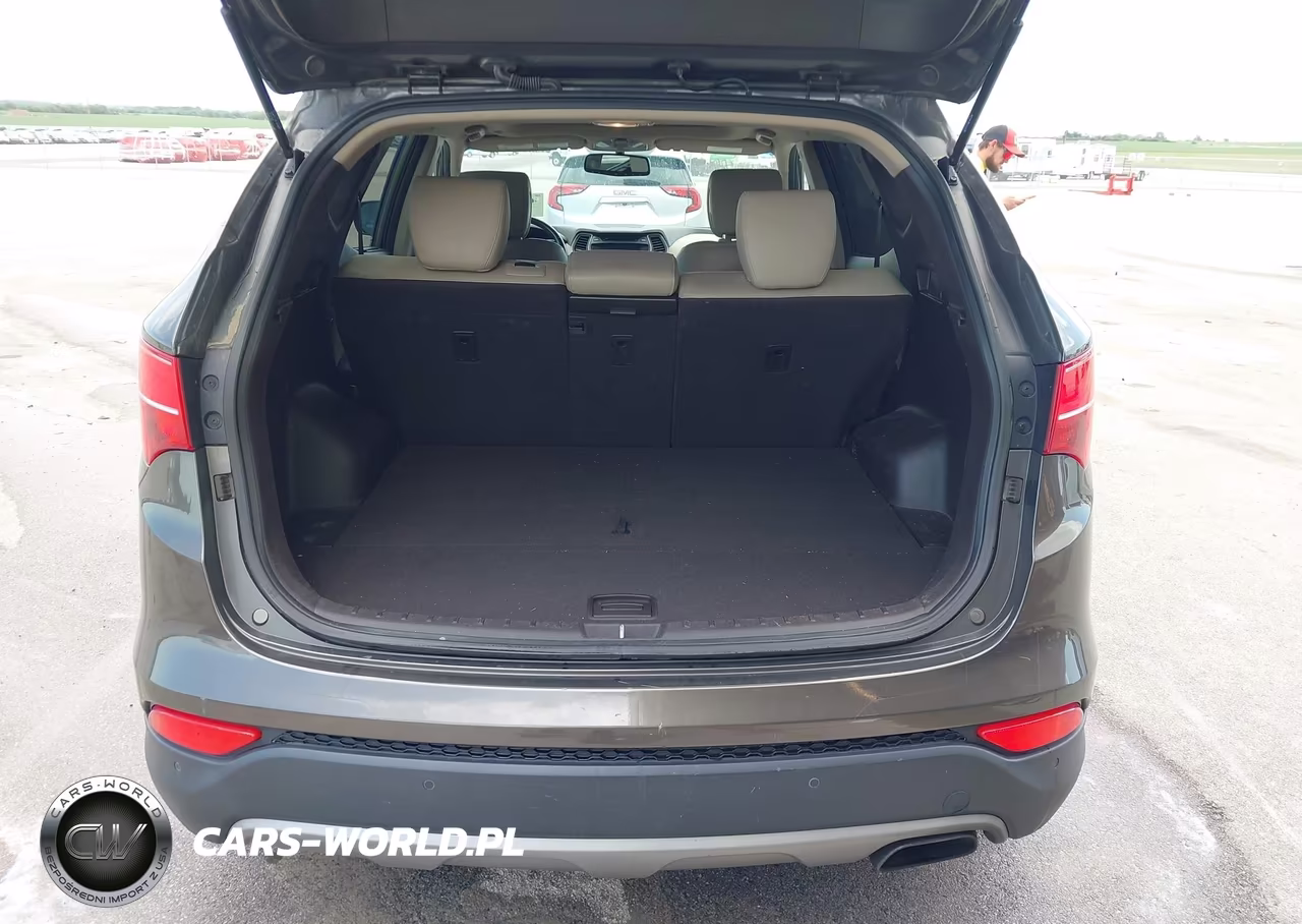 2014 Hyundai Santa Fe Sport 2.4L VIN:5XYZUDLB4EG216631 - 17