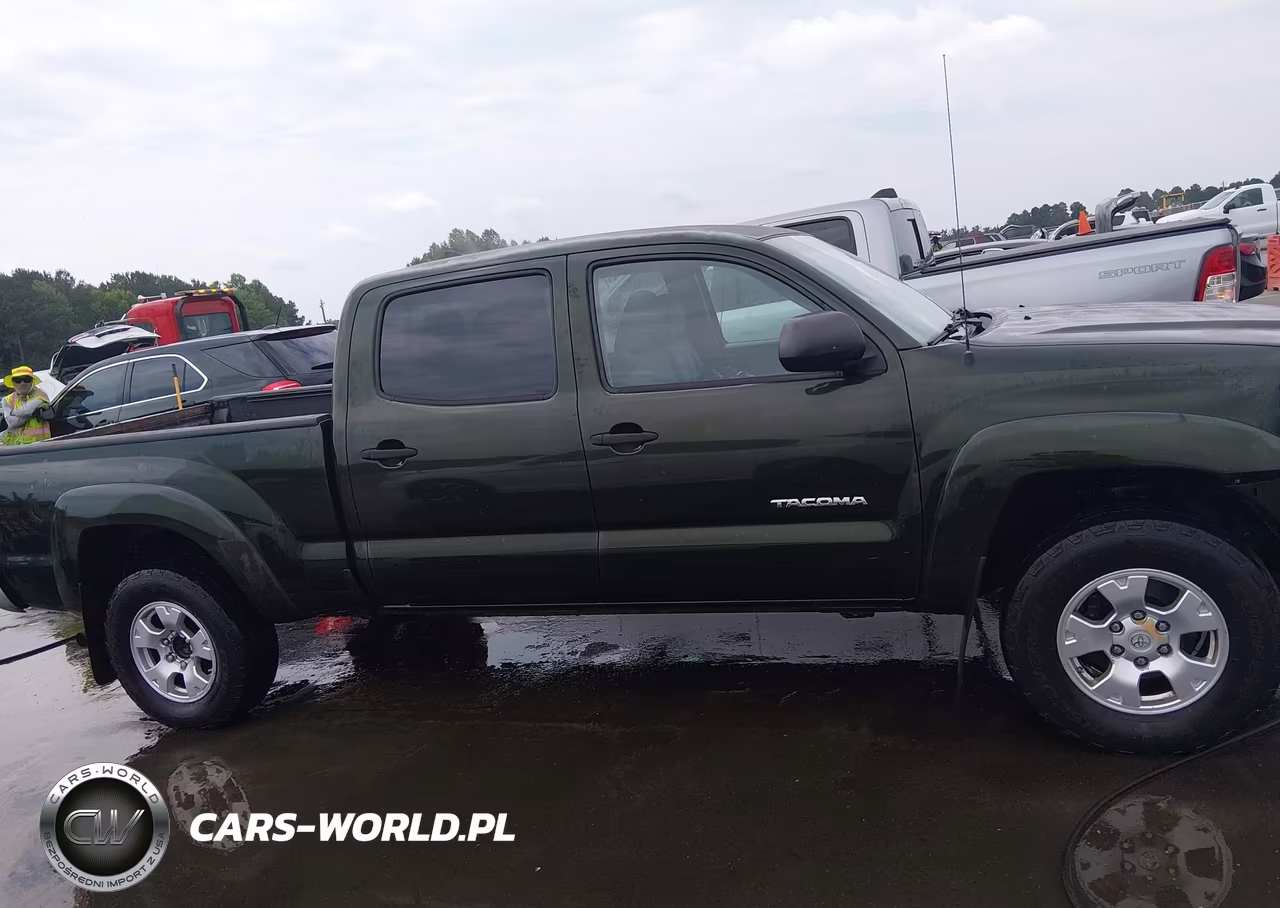 2014 Toyota Tacoma Base V6 VIN:3TMMU4FN8EM068924 - 13