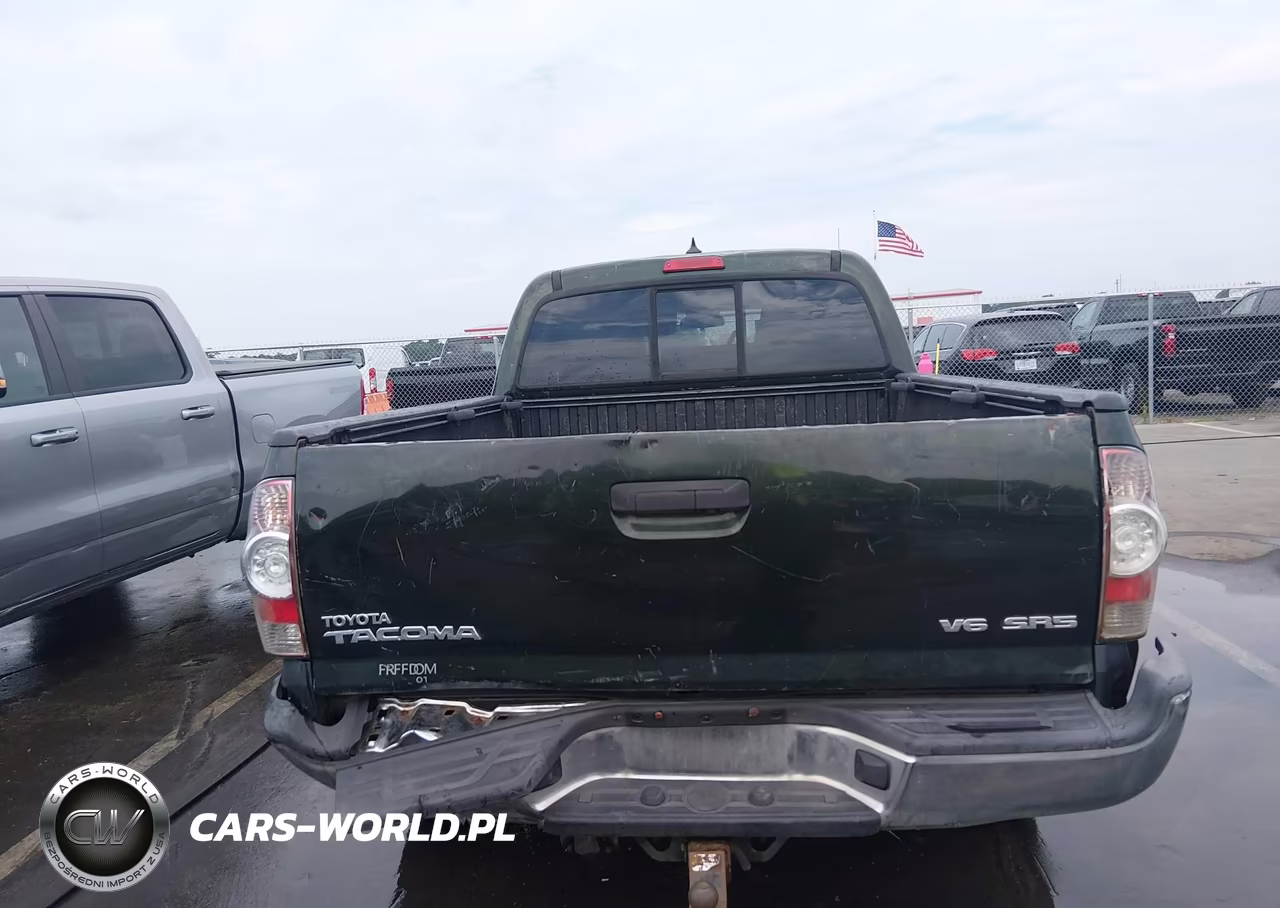2014 Toyota Tacoma Base V6 VIN:3TMMU4FN8EM068924 - 16