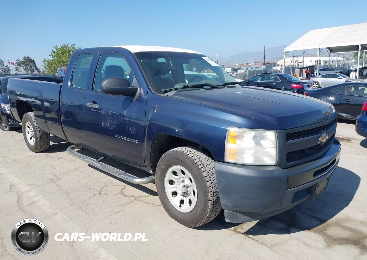 2010 Chevrolet Silverado C1500 – zdjęcie 1 z 11