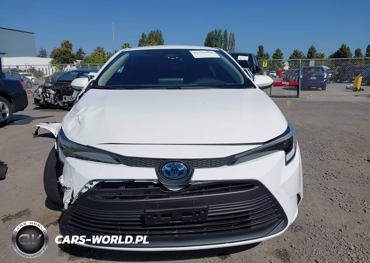 2025 Toyota Corolla Hybrid Le VIN:JTDBCMFE8S3089540 - 13