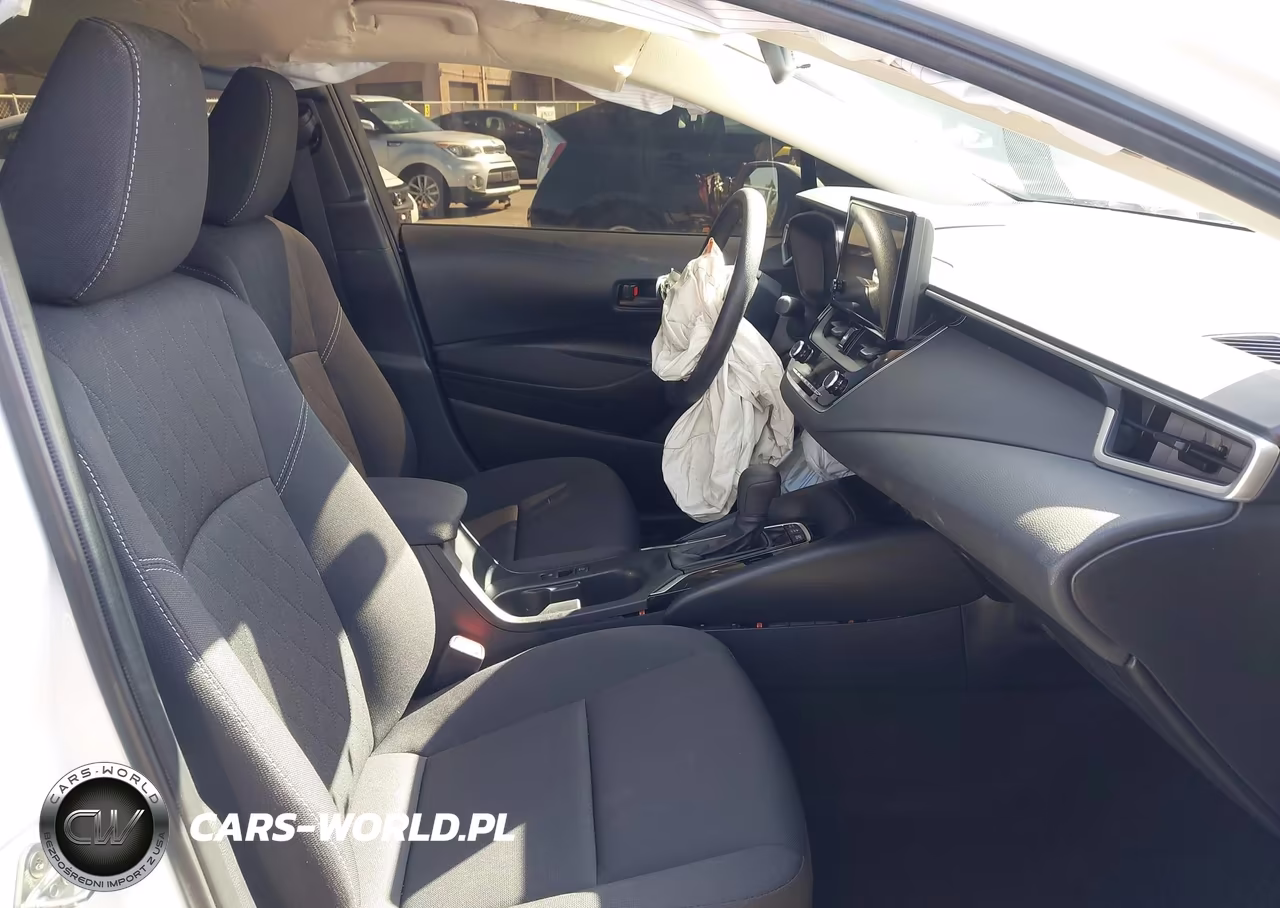 2025 Toyota Corolla Hybrid Le VIN:JTDBCMFE8S3089540 - 5