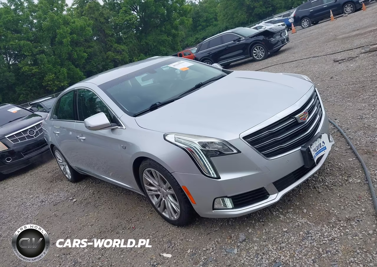 2018 Cadillac Xts Luxury – zdjęcie 1 z 11