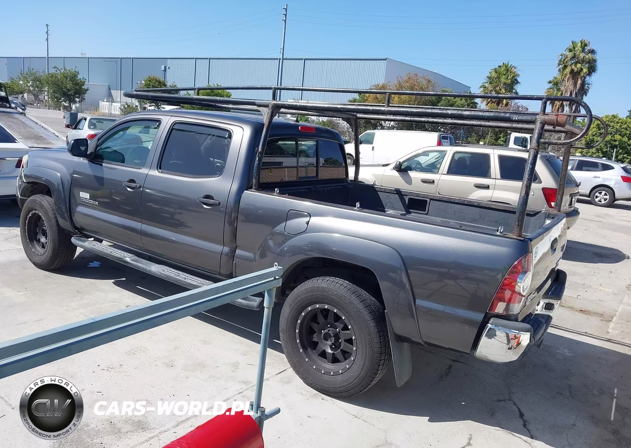 2012 Toyota Tacoma Prerunner V6 VIN:3TMKU4HN6CM032862 - 3