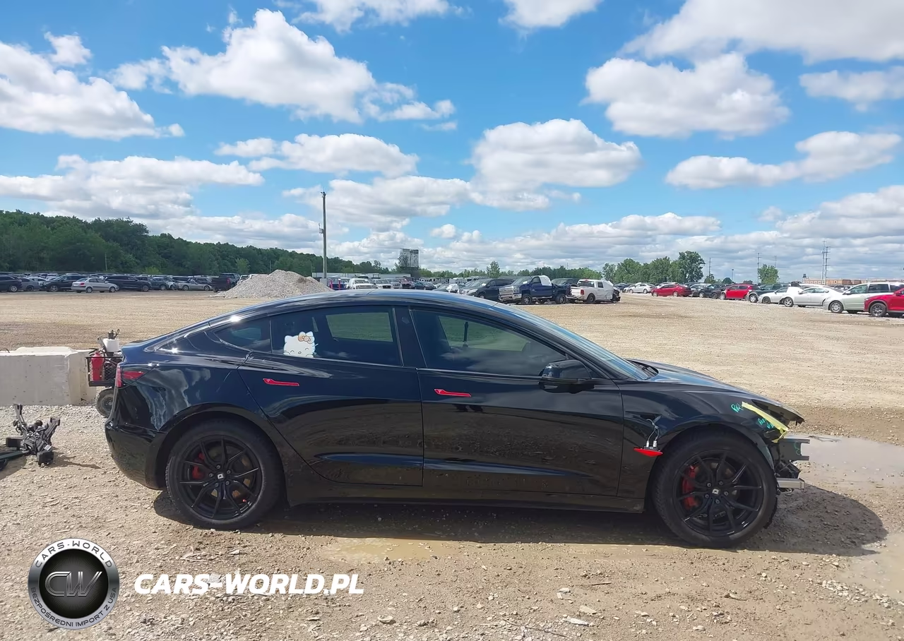 2018 Tesla Model 3 Long Range-Mid Range VIN:5YJ3E1EA8JF122873 - 14