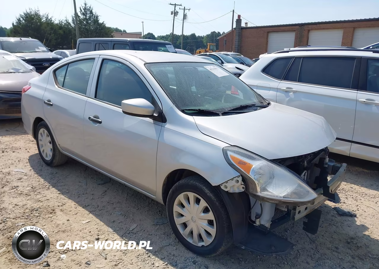 2017 Nissan Versa 1.6 S – zdjęcie 1 z 16