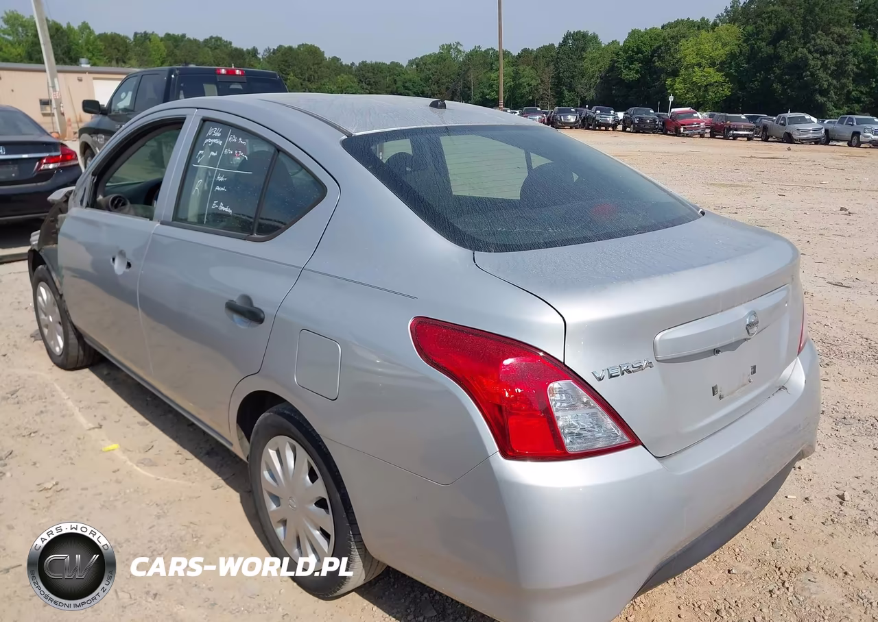 2017 Nissan Versa 1.6 S VIN:3N1CN7AP7HL879887 - 3