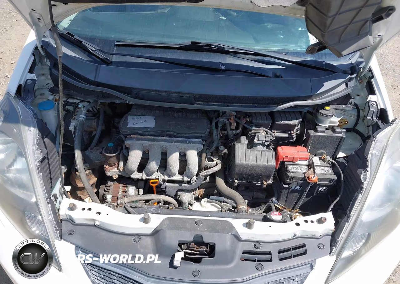 2011 Honda Fit VIN:JHMGE8H31BC023736 - 10