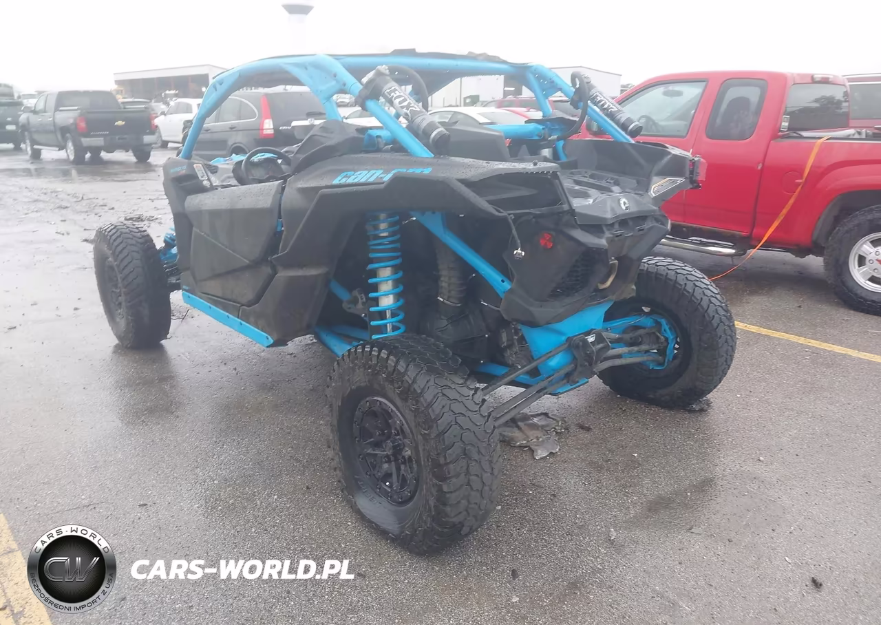 2018 Can-Am Maverick X3 X Rc Turbo R VIN:3JBVVAW44JK001897 - 3