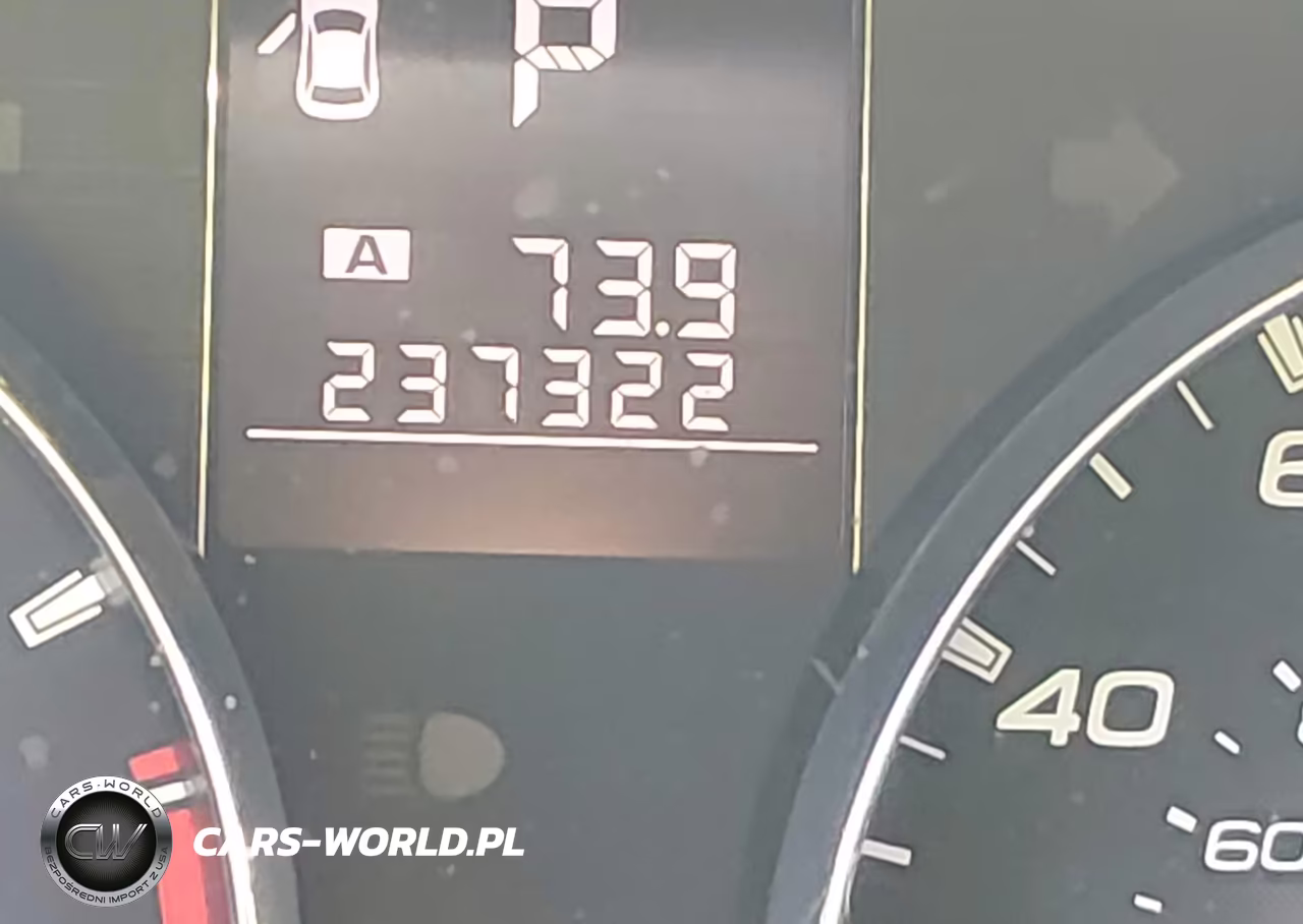 2011 Subaru Outback 2.5I Premium VIN:4S4BRBGC3B3318590 - 16