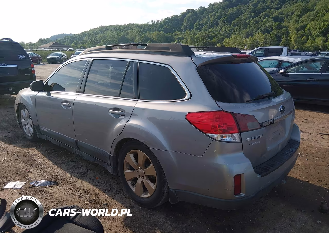 2011 Subaru Outback 2.5I Premium VIN:4S4BRBGC3B3318590 - 3