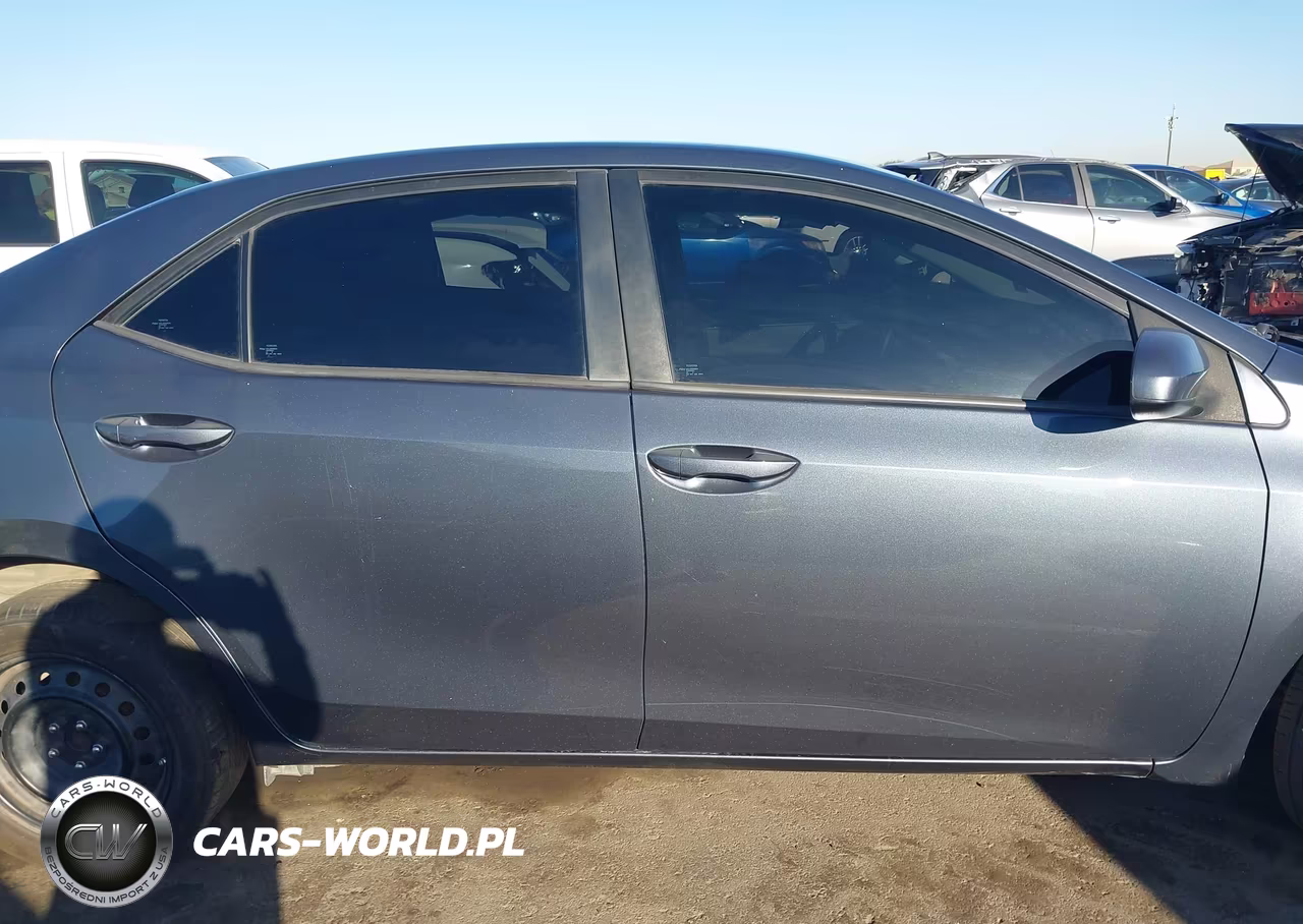 2016 Toyota Corolla Le VIN:2T1BURHE1GC618820 - 13