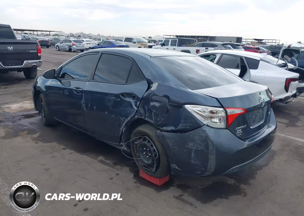 2016 Toyota Corolla Le VIN:2T1BURHE1GC618820 - 3