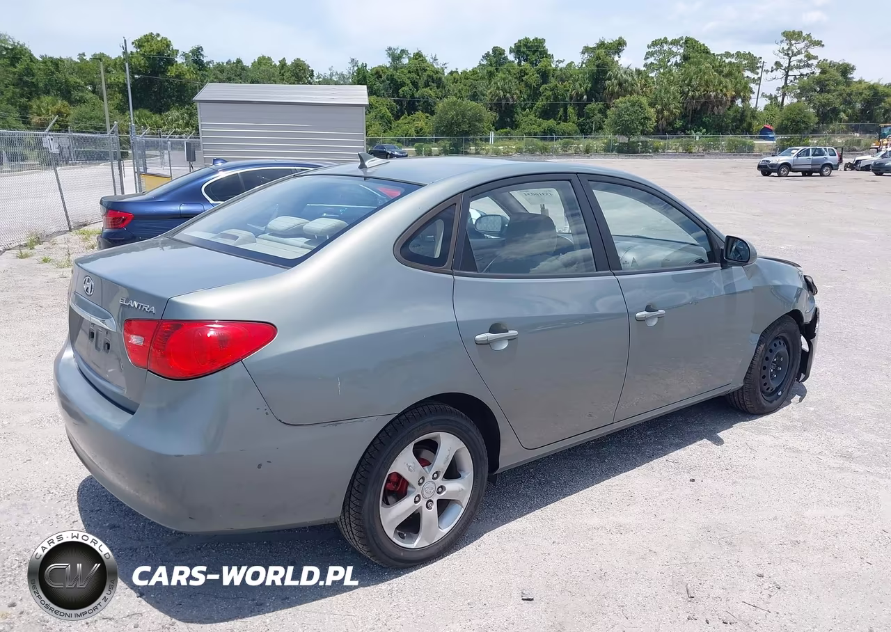2010 Hyundai Elantra Gls VIN:KMHDU4ADXAU111031 - 4