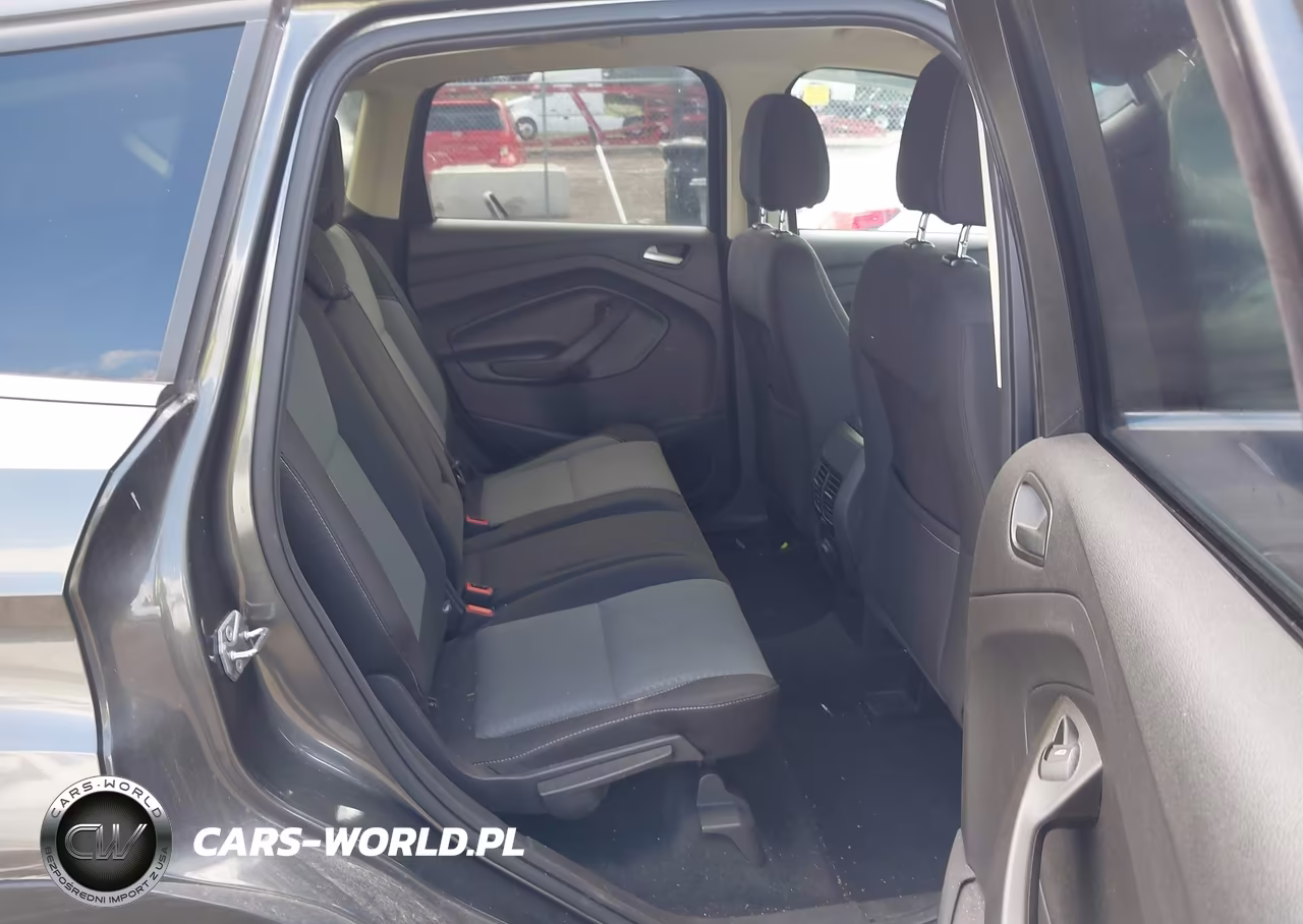2017 Ford Escape Se VIN:1FMCU9GDXHUA32971 - 8