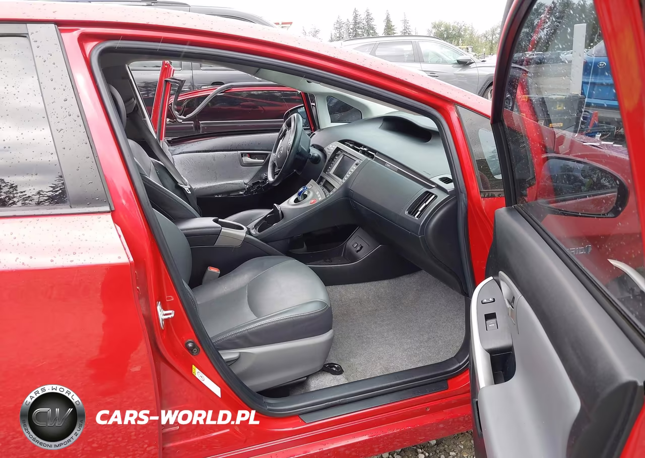 2014 Toyota Prius Four VIN:JTDKN3DU6E1816866 - 17