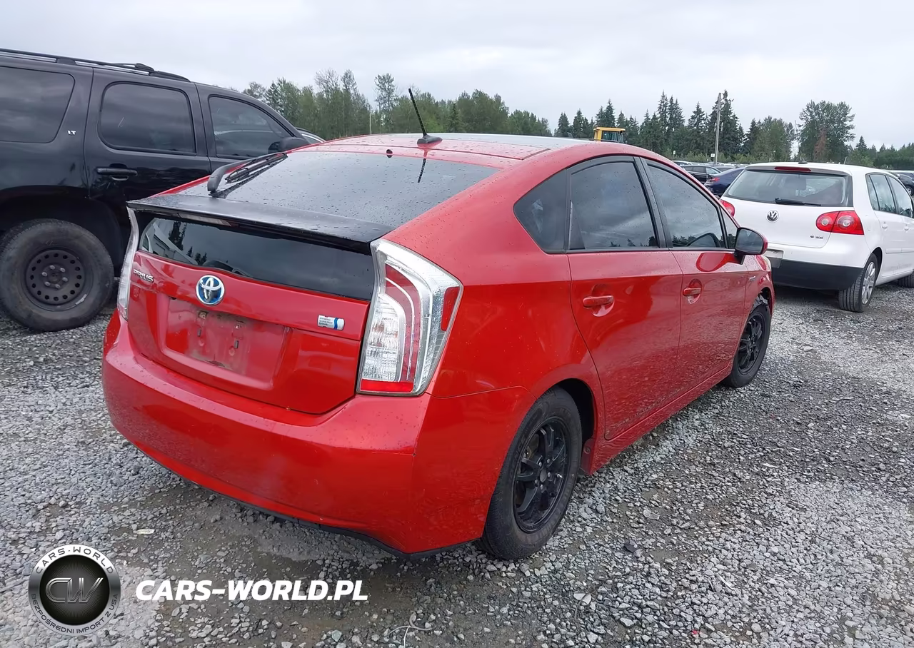 2014 Toyota Prius Four VIN:JTDKN3DU6E1816866 - 4