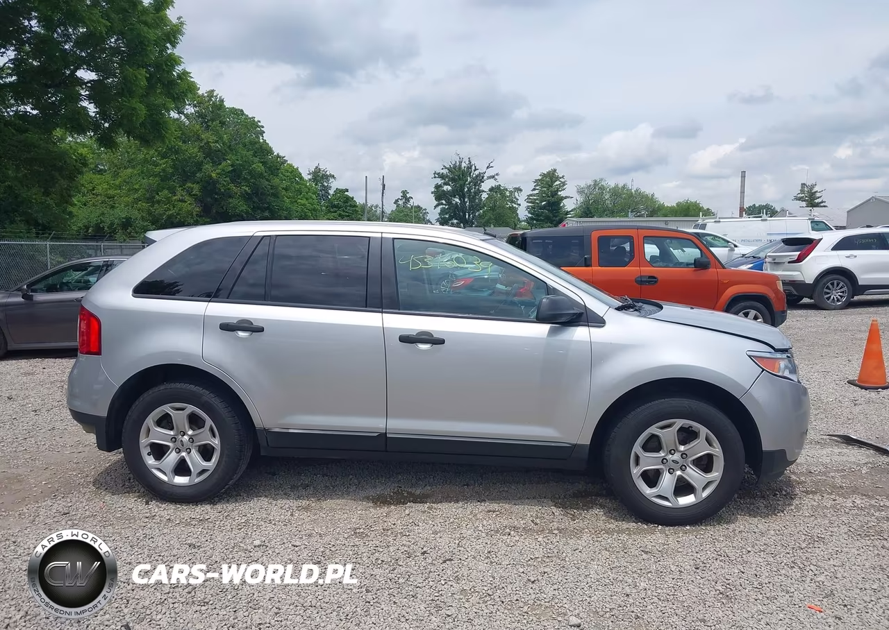 2013 Ford Edge Se VIN:2FMDK4GC2DBE31894 - 13