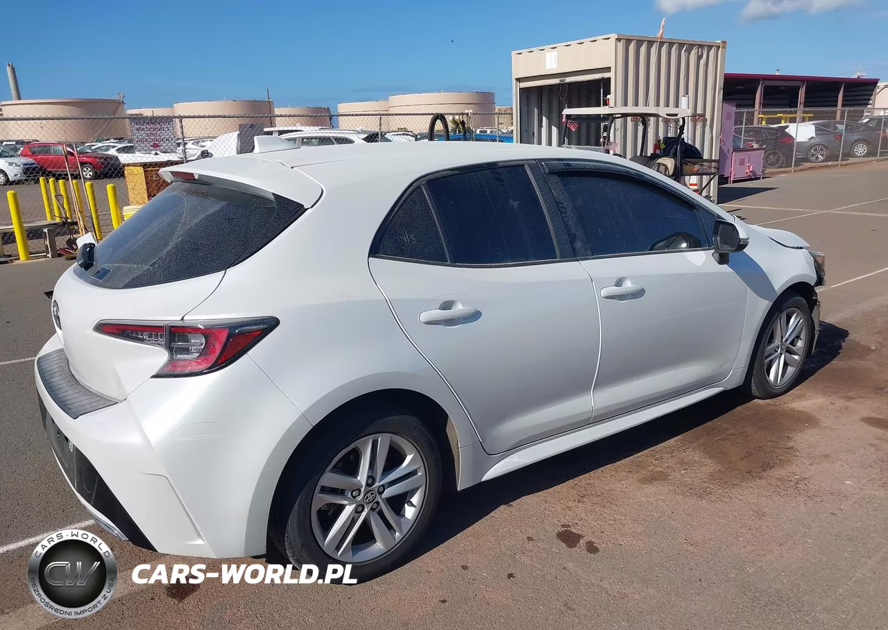 2021 Toyota Corolla Se VIN:JTND4MBE8M3113636 - 4