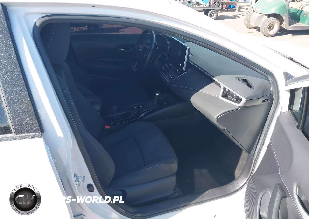 2021 Toyota Corolla Se VIN:JTND4MBE8M3113636 - 5