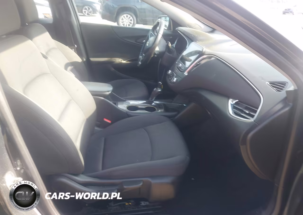 2018 Chevrolet Malibu Lt VIN:1G1ZD5ST8JF174180 - 5