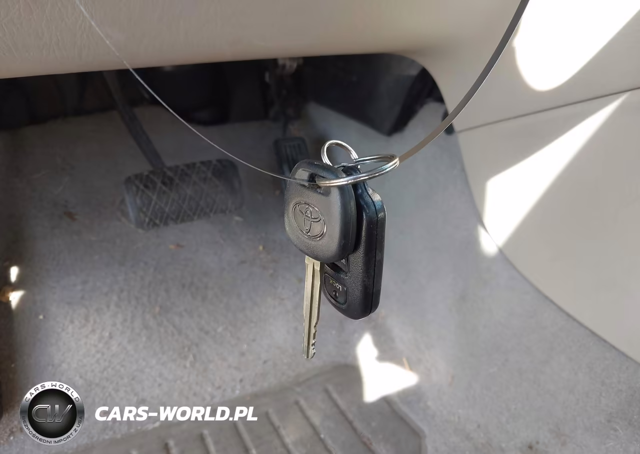 2006 Toyota Corolla Le VIN:1NXBR32E16Z715892 - 11