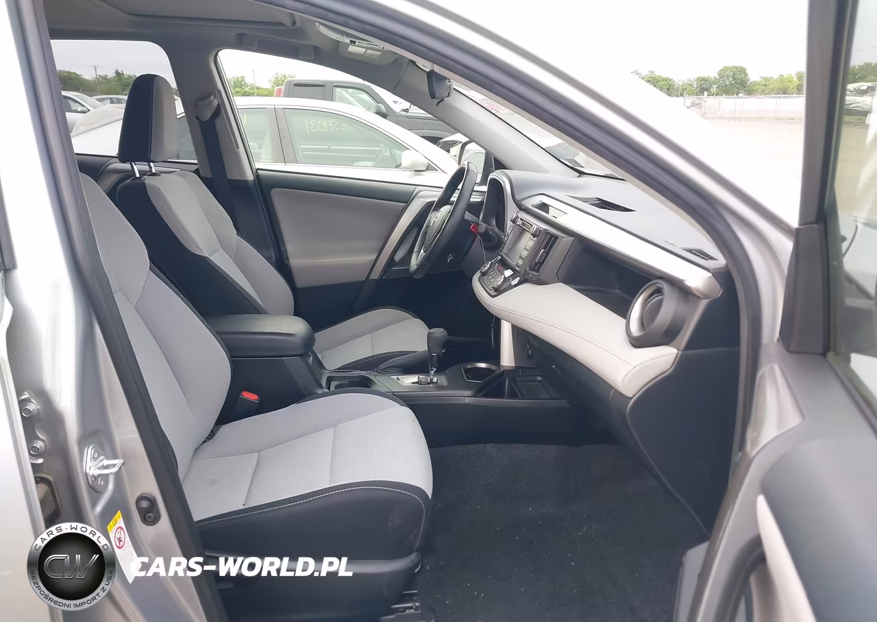 2018 Toyota Rav4 Xle VIN:JTMRFREVXJJ227108 - 5