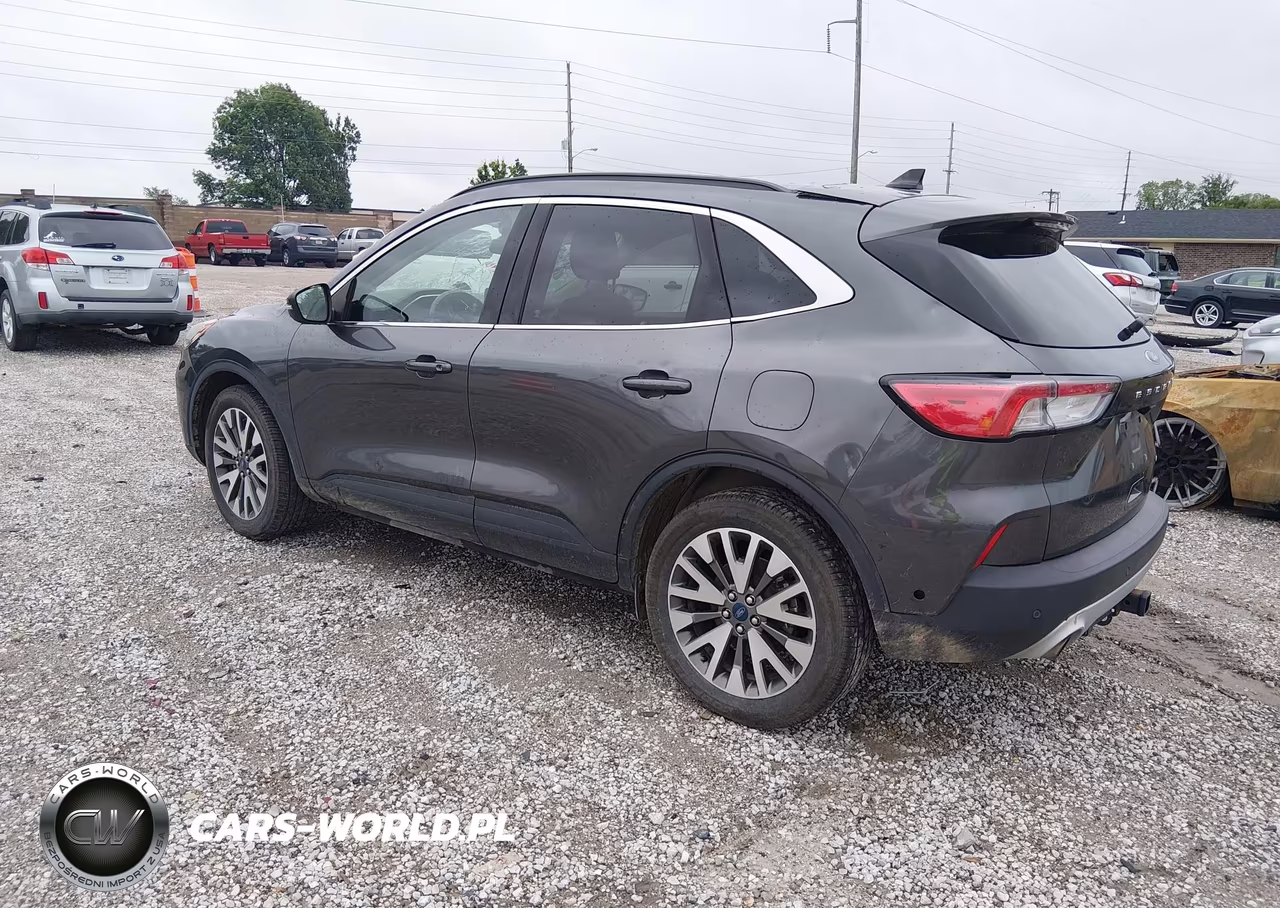 2020 Ford Escape Titanium VIN:1FMCU9J98LUB04313 - 3