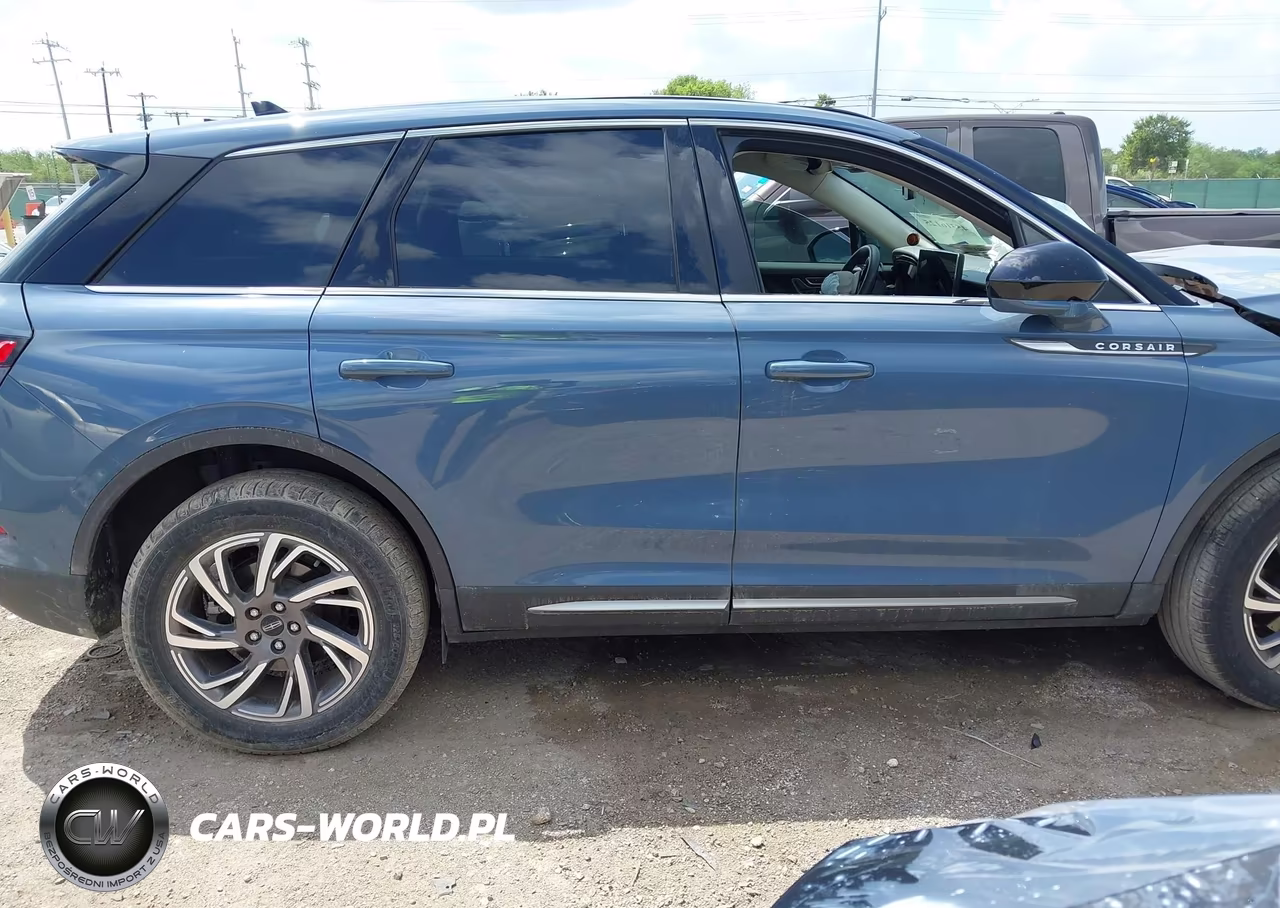 2023 Lincoln Corsair Standard VIN:5LMCJ1CA6PUL25736 - 12