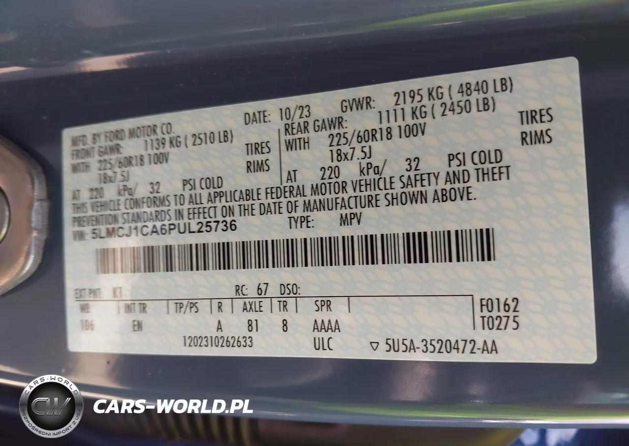 2023 Lincoln Corsair Standard VIN:5LMCJ1CA6PUL25736 - 9