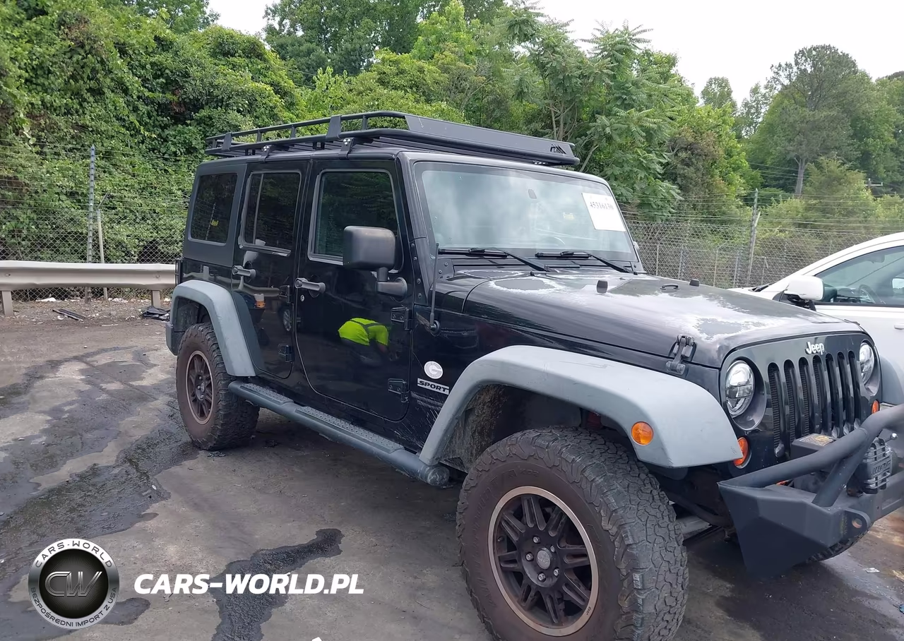 2011 Jeep Wrangler Unlimited Sport VIN:1J4BA3H17BL574871 - 13