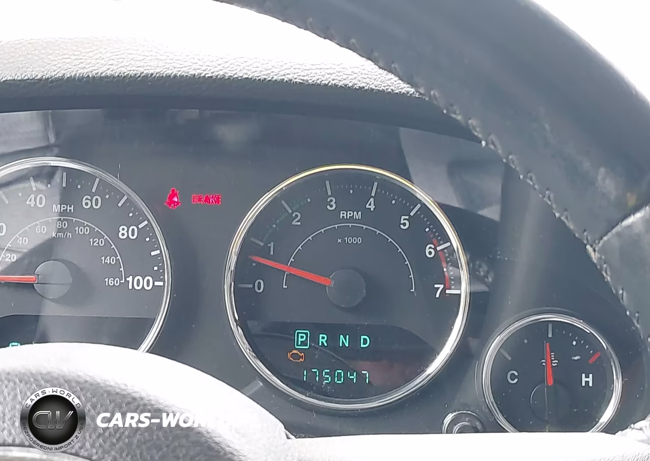 2011 Jeep Wrangler Unlimited Sport VIN:1J4BA3H17BL574871 - 15