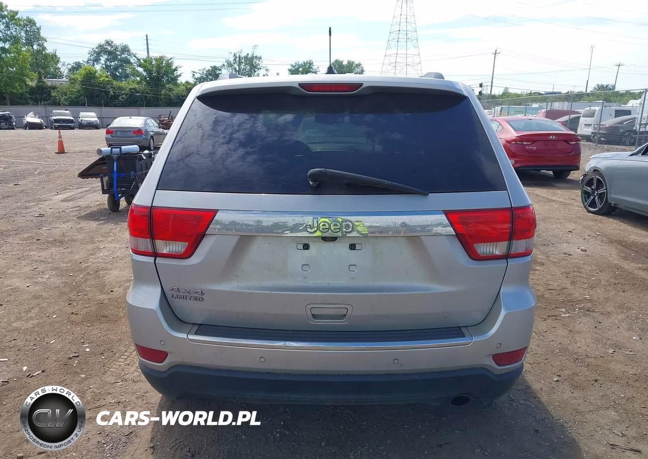 2013 Jeep Grand Cherokee Limited VIN:1C4RJFBG2DC582141 - 16