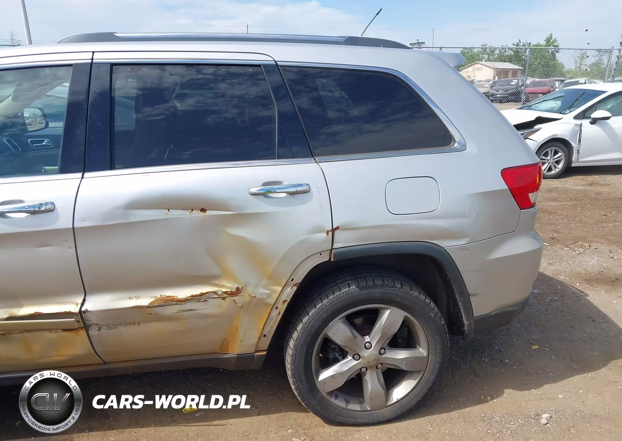2013 Jeep Grand Cherokee Limited VIN:1C4RJFBG2DC582141 - 18