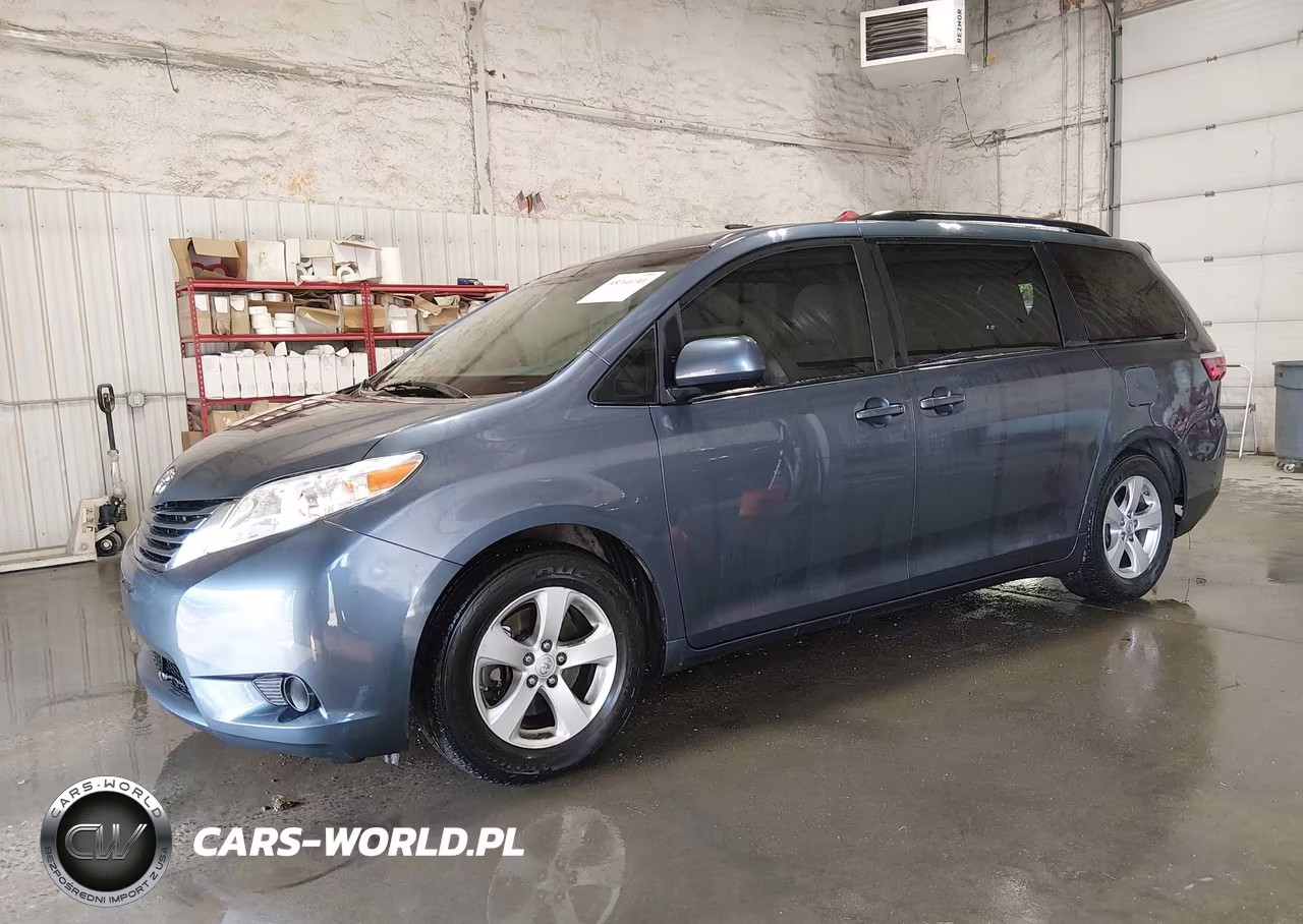 2017 Toyota Sienna Le 8 Passenger VIN:5TDKZ3DC1HS814493 - 2