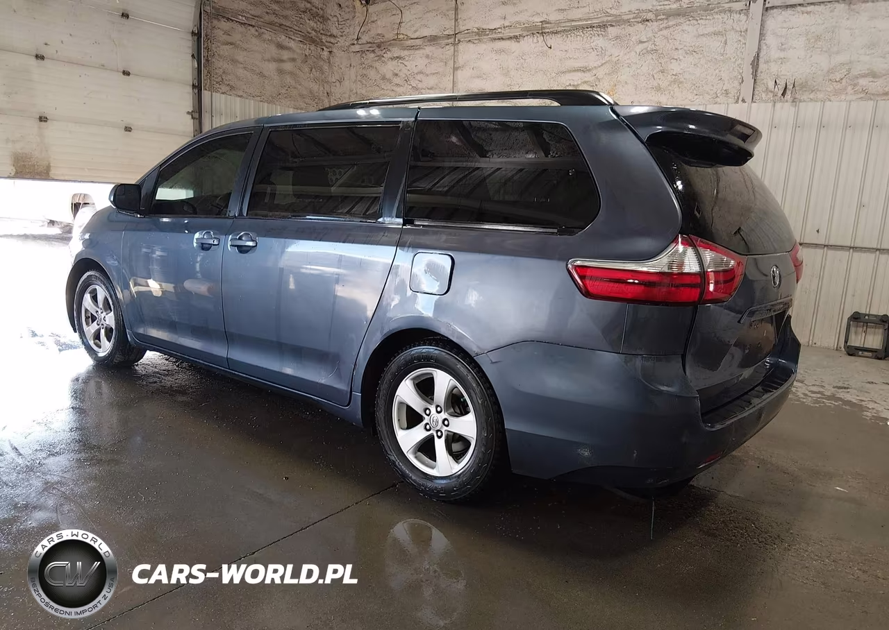 2017 Toyota Sienna Le 8 Passenger VIN:5TDKZ3DC1HS814493 - 3