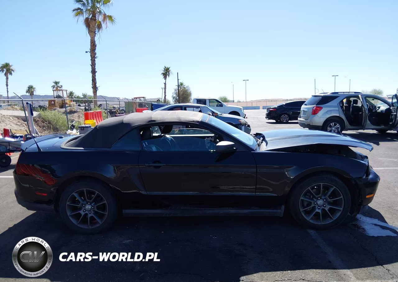 2011 Ford Mustang V6 Premium VIN:1ZVBP8EM6B5122721 - 14