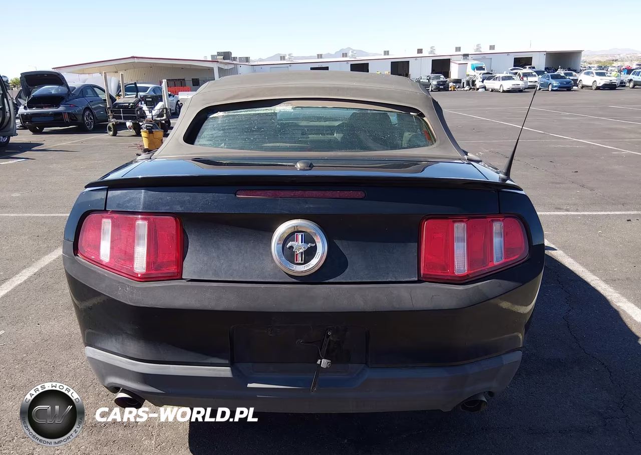 2011 Ford Mustang V6 Premium VIN:1ZVBP8EM6B5122721 - 17