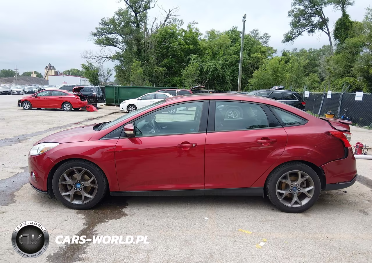 2013 Ford Focus Se VIN:1FADP3F23DL163100 - 14