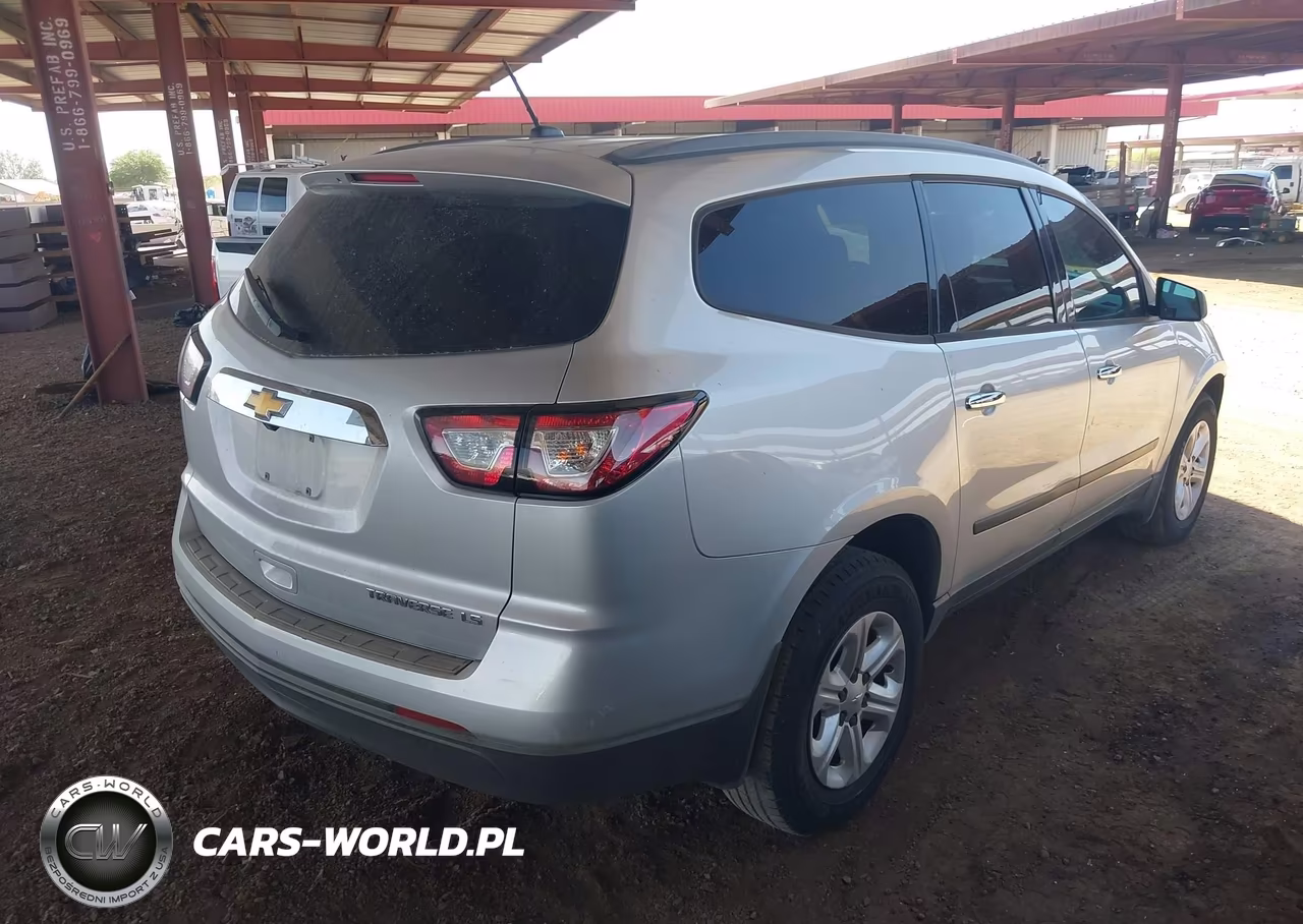 2015 Chevrolet Traverse Ls VIN:1GNKRFED4FJ308747 - 4