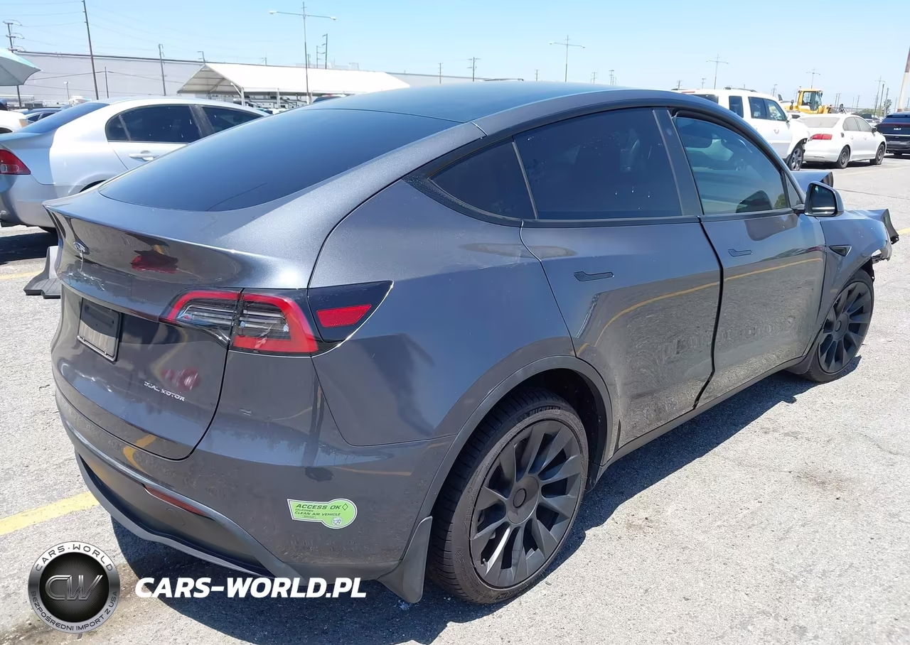 2023 Tesla Model Y Awd-Long Range Dual Motor All-Wheel Drive VIN:7SAYGDEE4PA028874 - 4