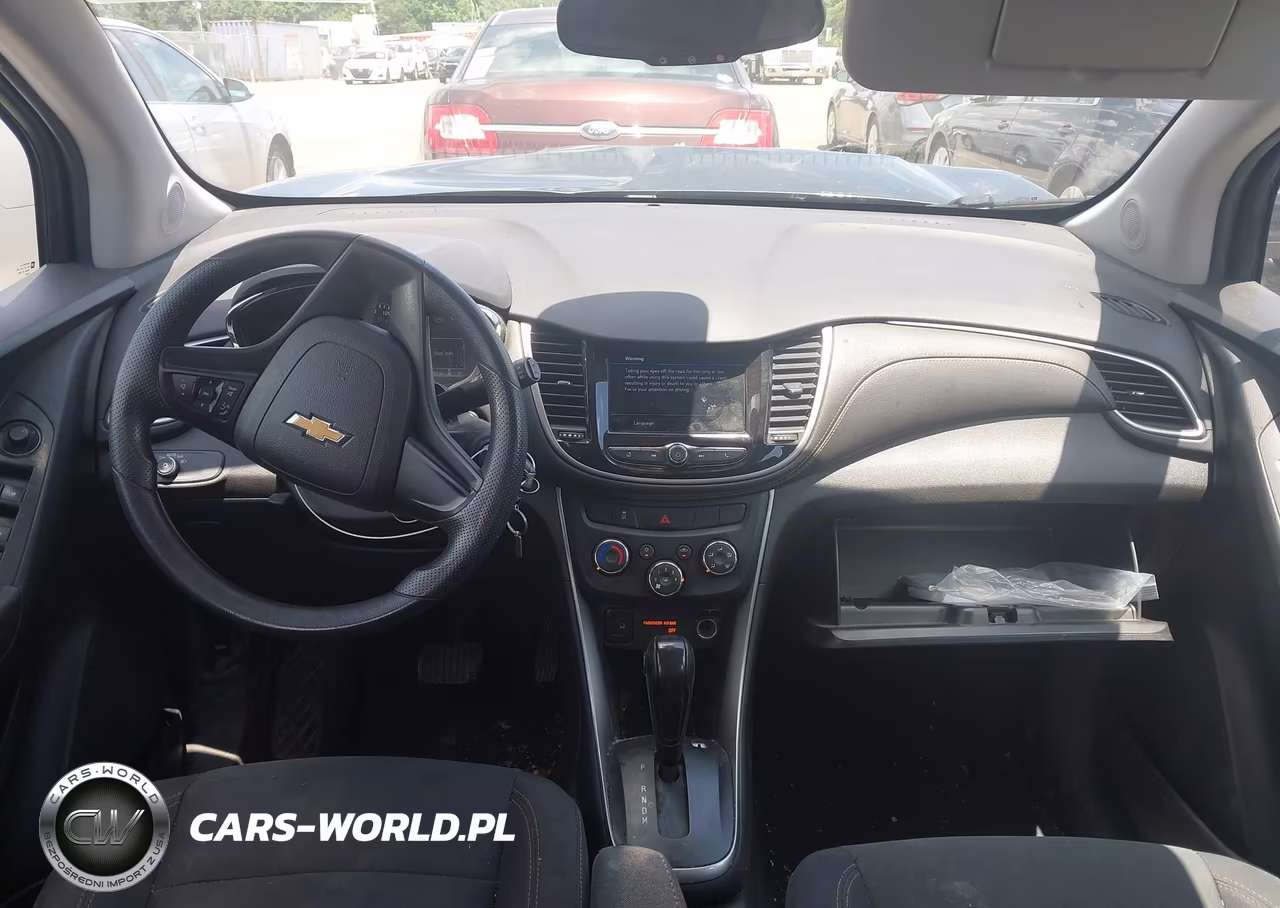 2019 Chevrolet Trax Ls VIN:3GNCJNSB3KL230697 - 17